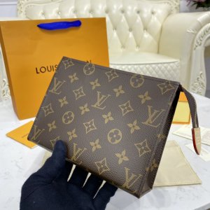 Louis Vuitton Monogram Toiletry Pouch 19