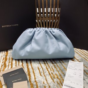 BOTTEGA VENETA THE POUCH 40 light blue REPLICA