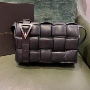 BOTTEGA VENETA HANDBAG Coffee Brown