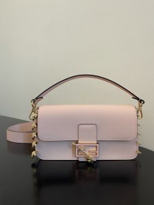 FENDI HANDBAG Pink