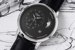 Glashütte Original Senator Excellence Collection Men’s Mechanical Wristwatch