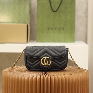 GG MARMONT MATELASSÉ LEATHER SUPER MINI BAG