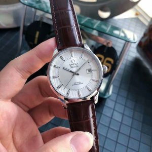 Omega Three-Hand Simple Business Men’s Watch