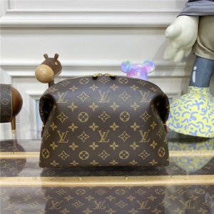 Louis Vuitton Cosmetic Pouch GM M46458