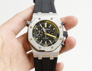 AUDEMARS PIGUET Royal Oak Offshore Chronograph Automatic Mechanical Fruit Watch