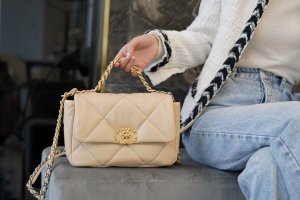 CHANEL 19 HANDBAG