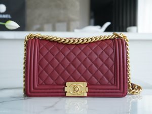 CHANEL HANDBAG red