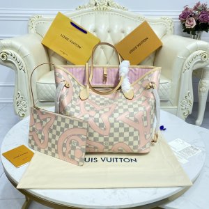 Louis Vuitton Neverfull MM