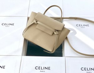 CELINE HANDBAG apricot