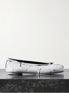 Tabi split-toe painted leather ballet flats