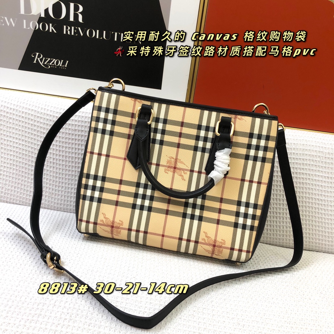 BURBERRY HANDBAG monogram