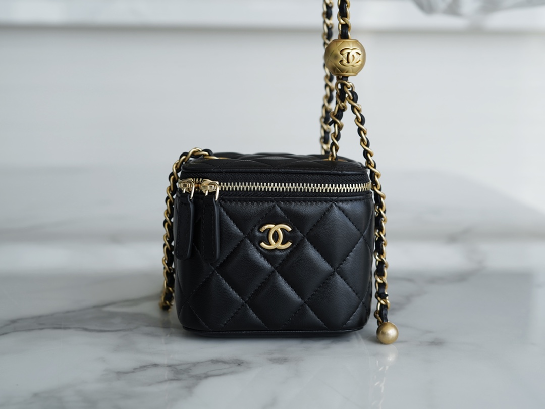 Chanel HANDBAG black