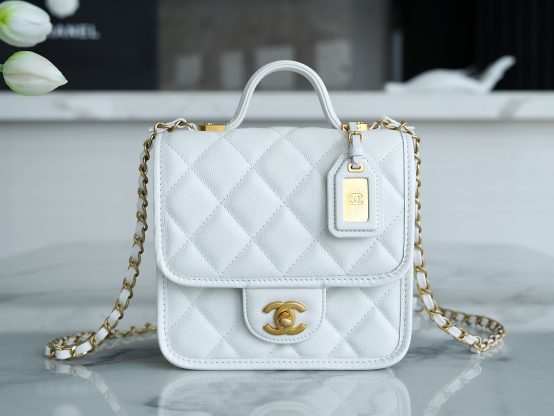 Chanel HANDBAG white