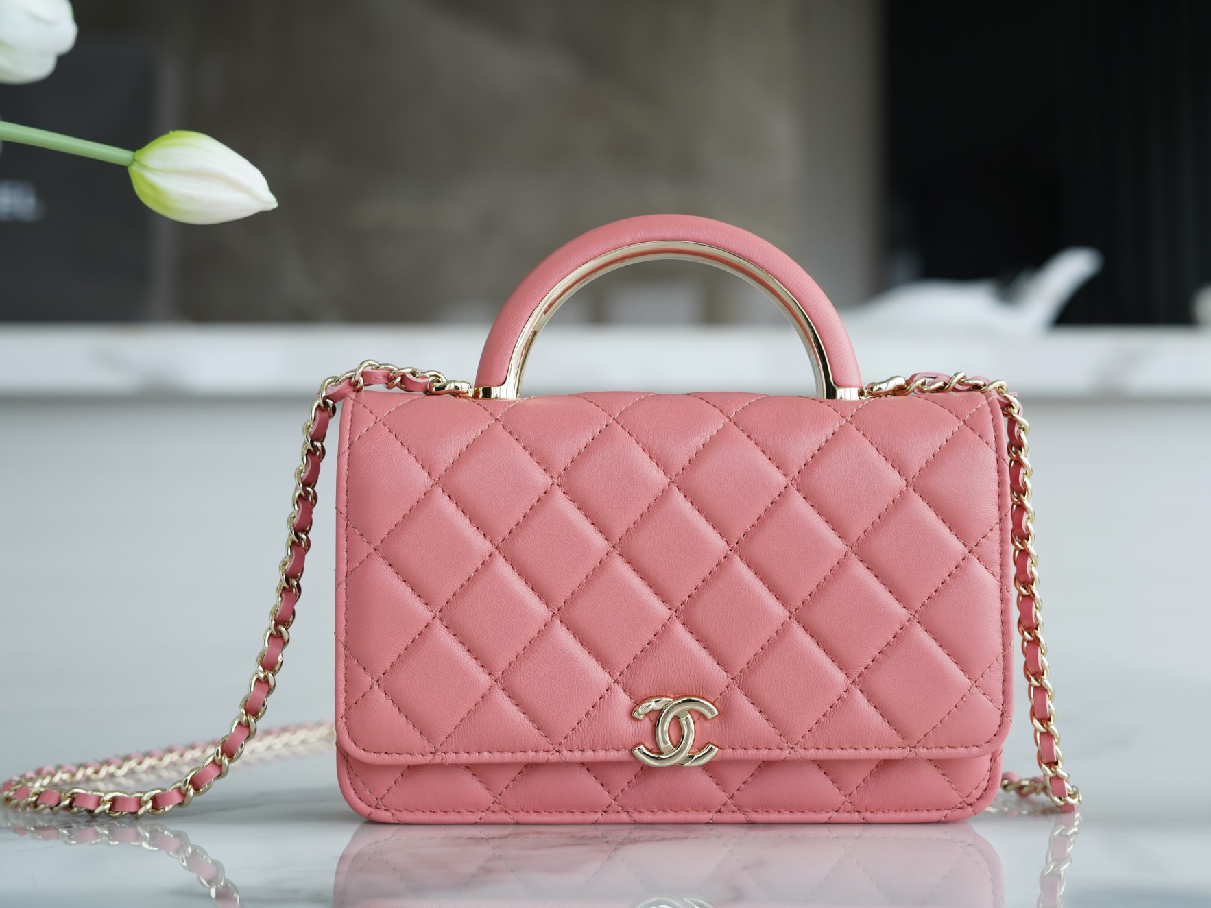 CHANEL HANDBAG pink