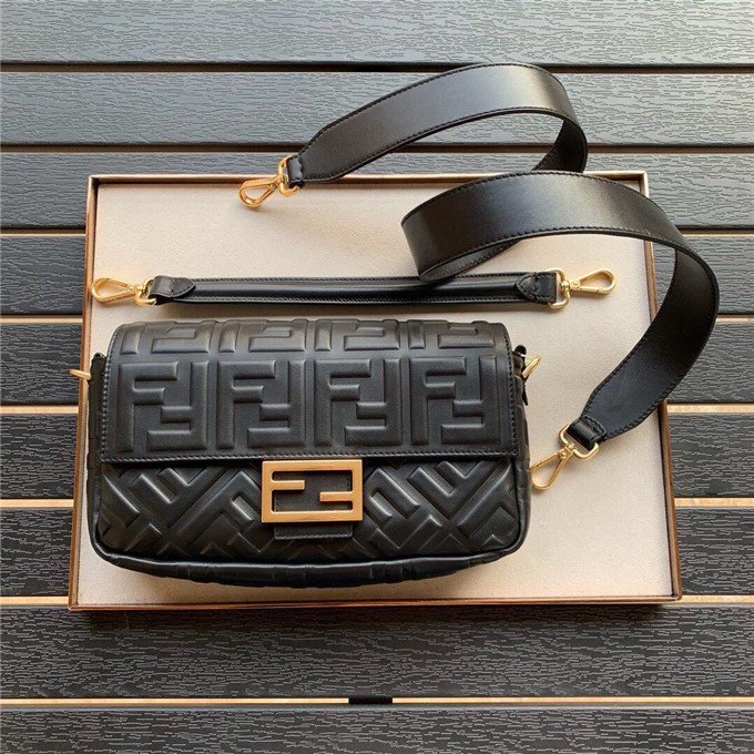 Fendi Baguette Medium (Varied Colors)