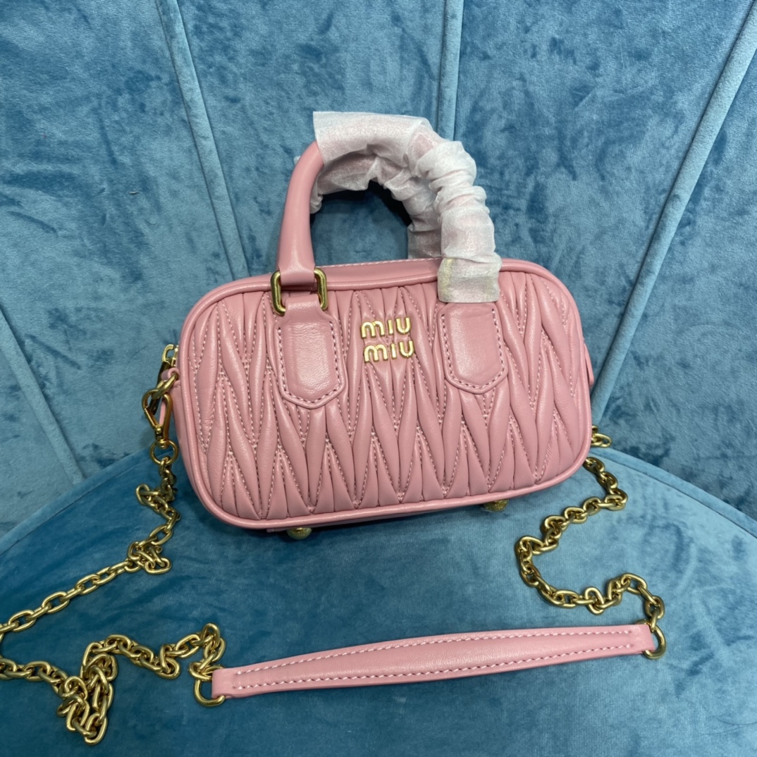 MIU MIU HANDBAG Petal Pink