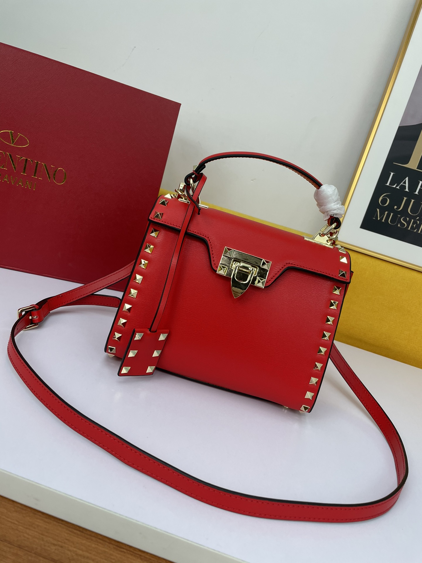 VALENTINO HANDBAG red