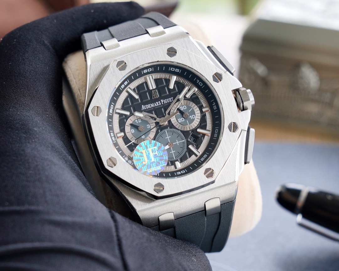 Audemars Piguet Royal Oak Offshore Limited Edition Multi-function Mechanical Watch