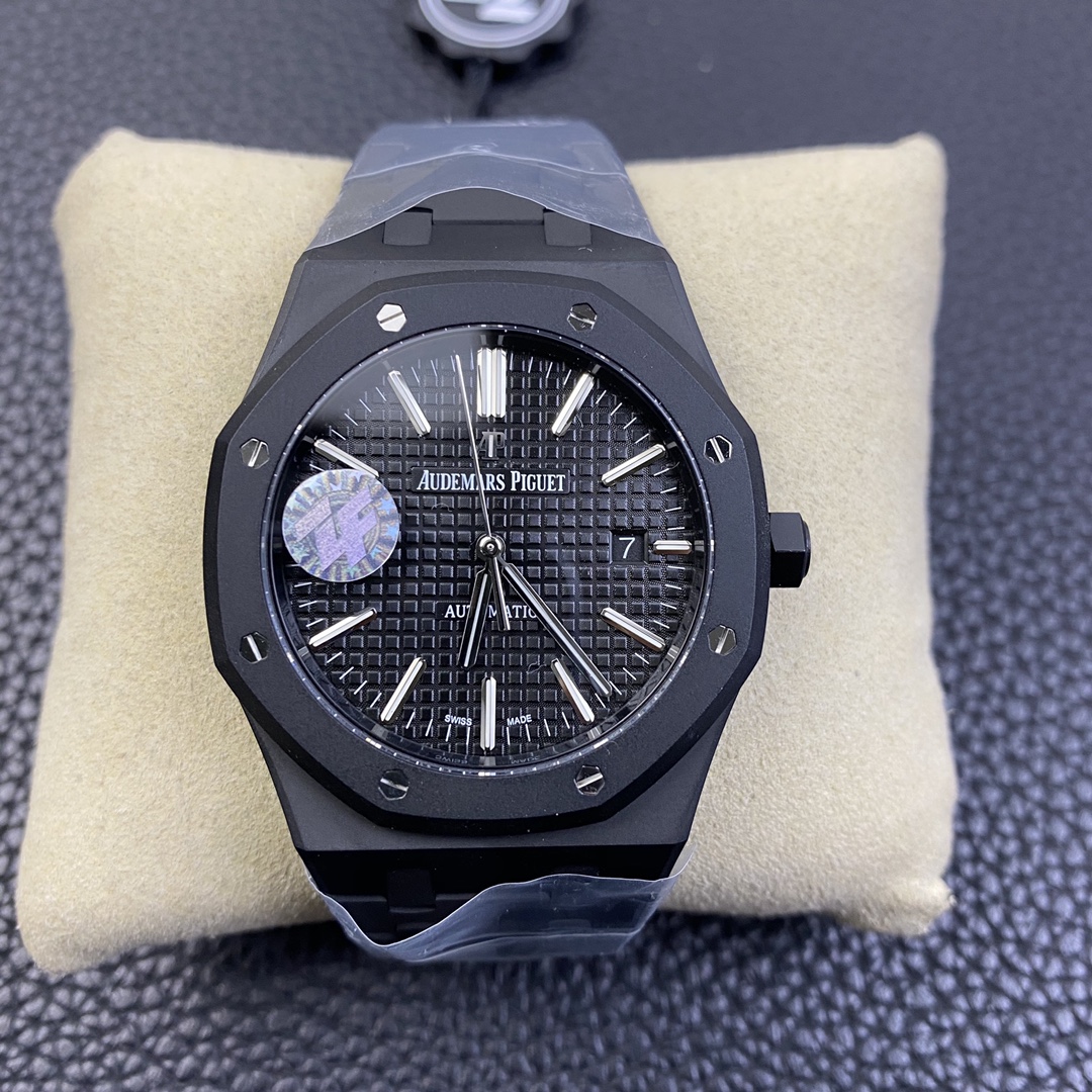 The Audemars Piguet Royal Oak 15500ST.OO.1220ST.04 watch