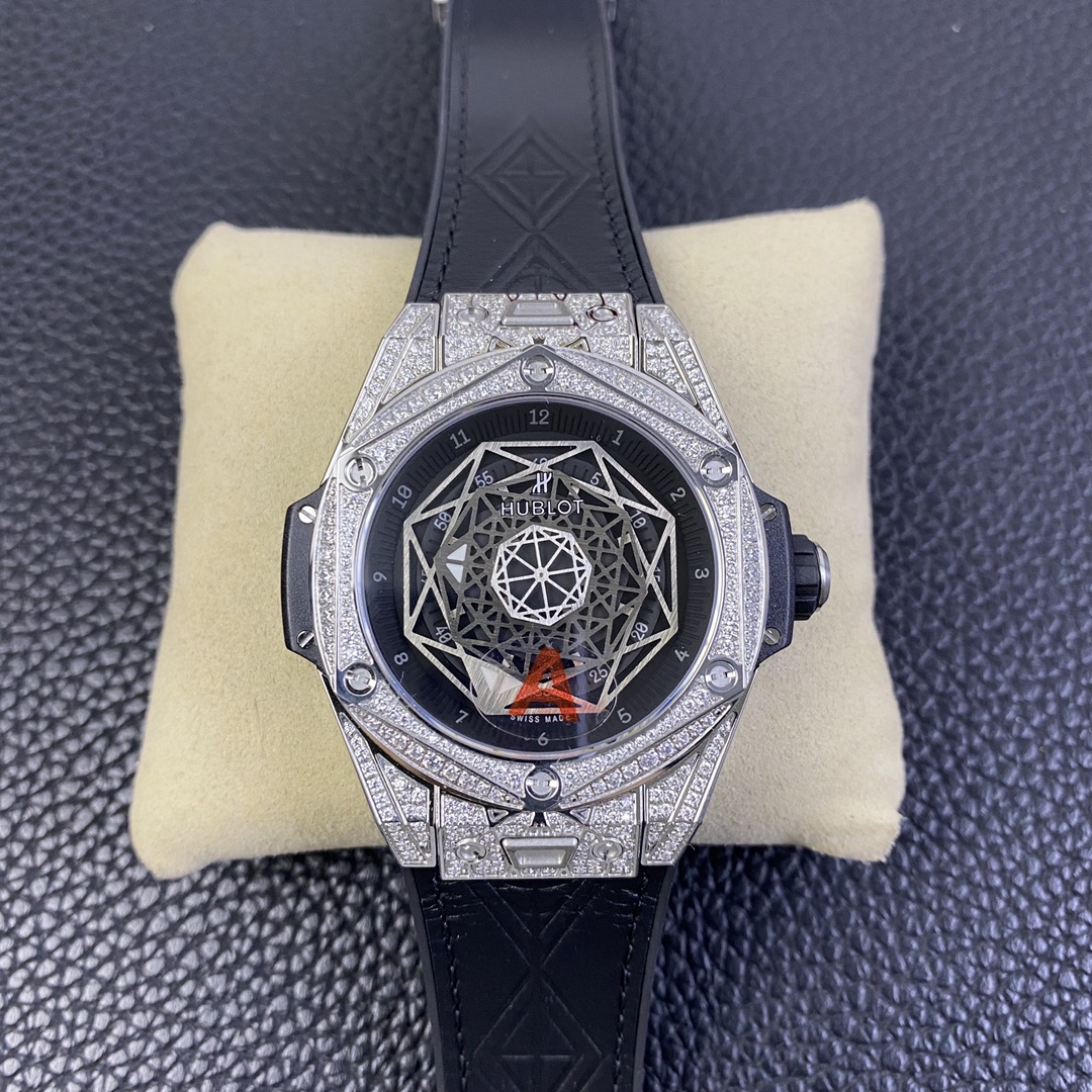 Hublot Big Bang Sang Bleu II Tattoo Watch