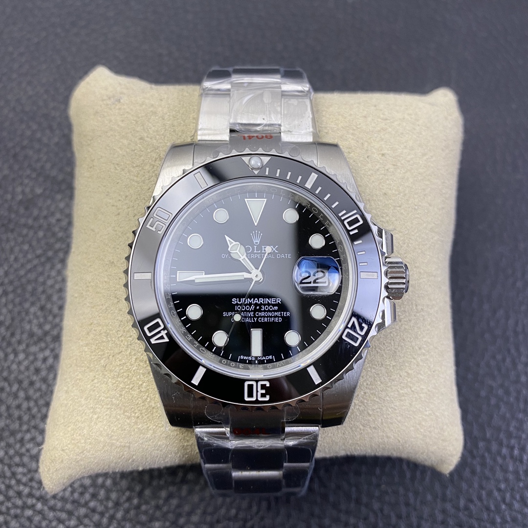 Rolex Submariner “Green Hulk” 40 Series, Custom Edition with 3135 Movement