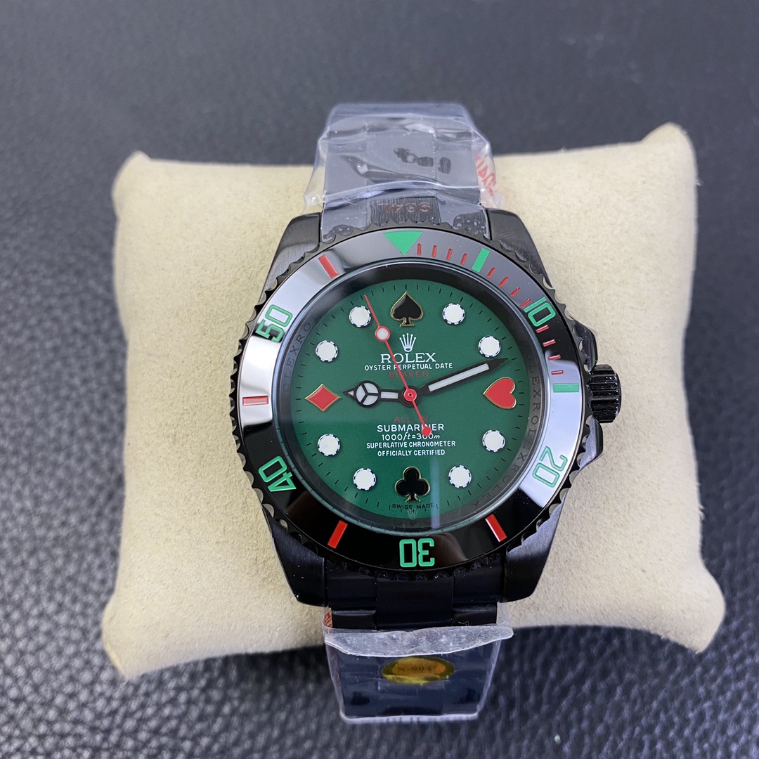 Rolex Submariner “Hulk” 40 Series, Rare Poker Collectors Edition