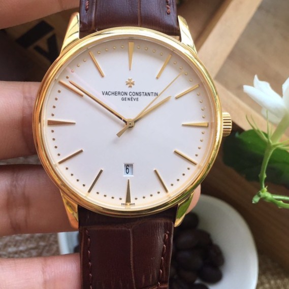 Vacheron Constantin Heritage Collection Men’s Luxury Wristwatch