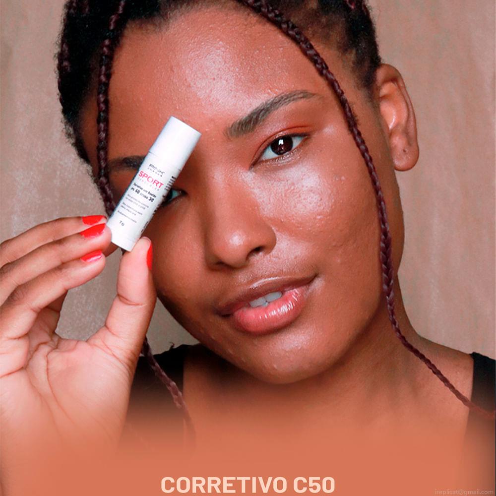 Corretivo em Bastão Cremoso com Protetor Solar Natural Pink Cheeks Sport Concealer FPS 40 FPUVA 30 C50 7 g