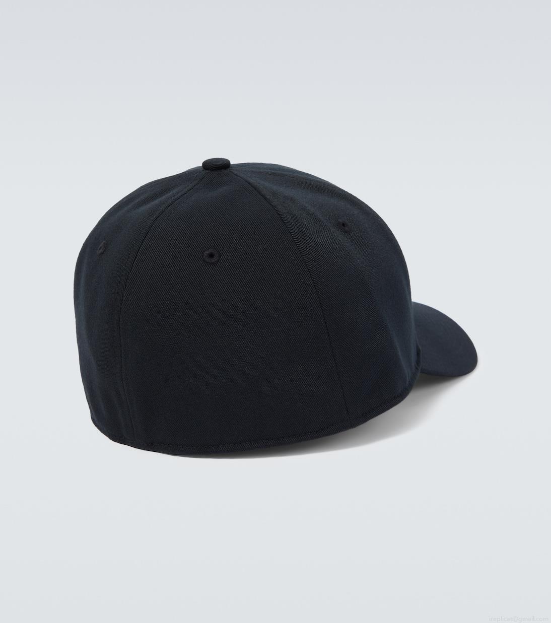 Canada GooseLogo baseball cap