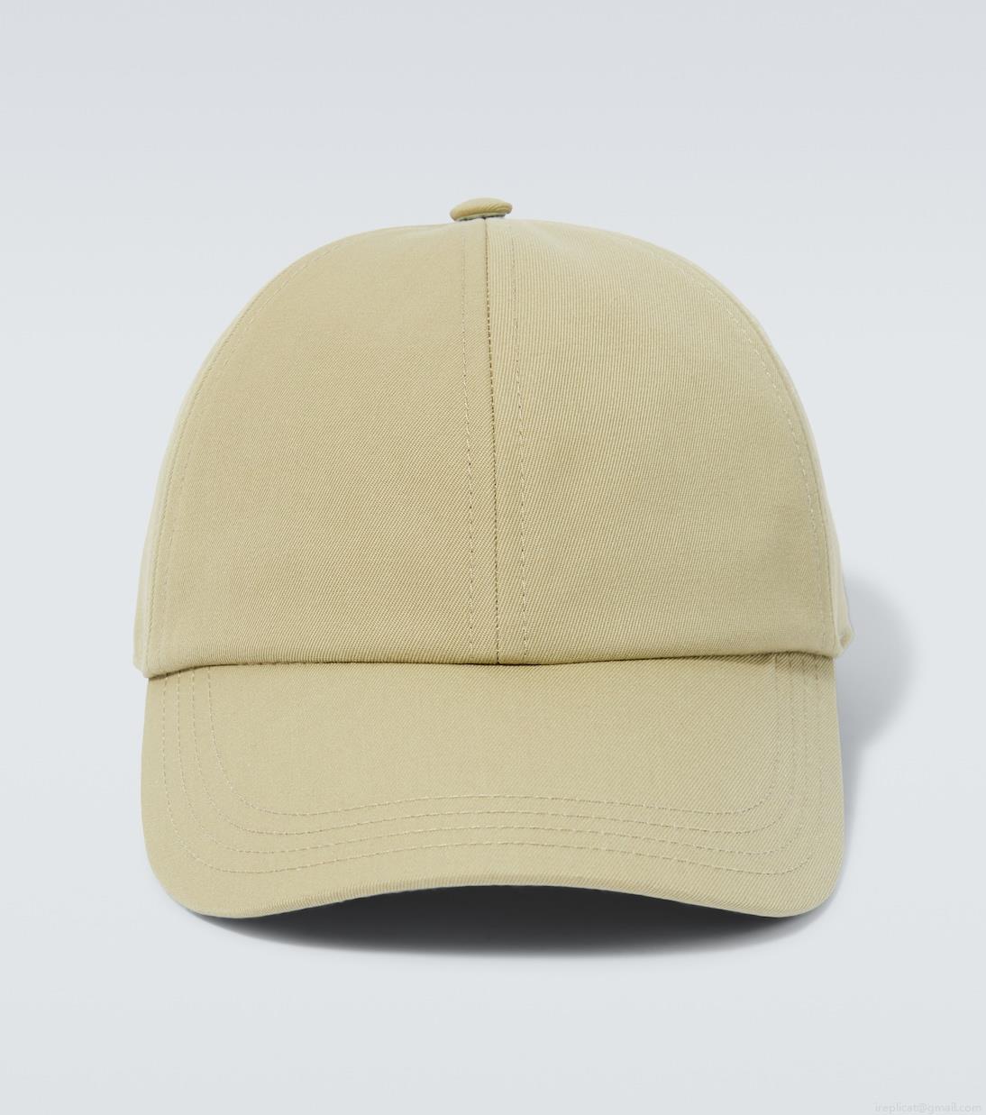 BurberryBaseball cap