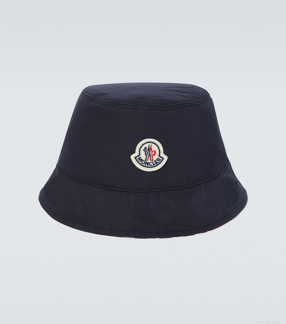 MonclerLogo bucket hat