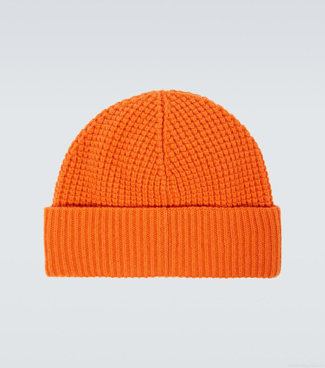 MonclerWool and cashmere beanie