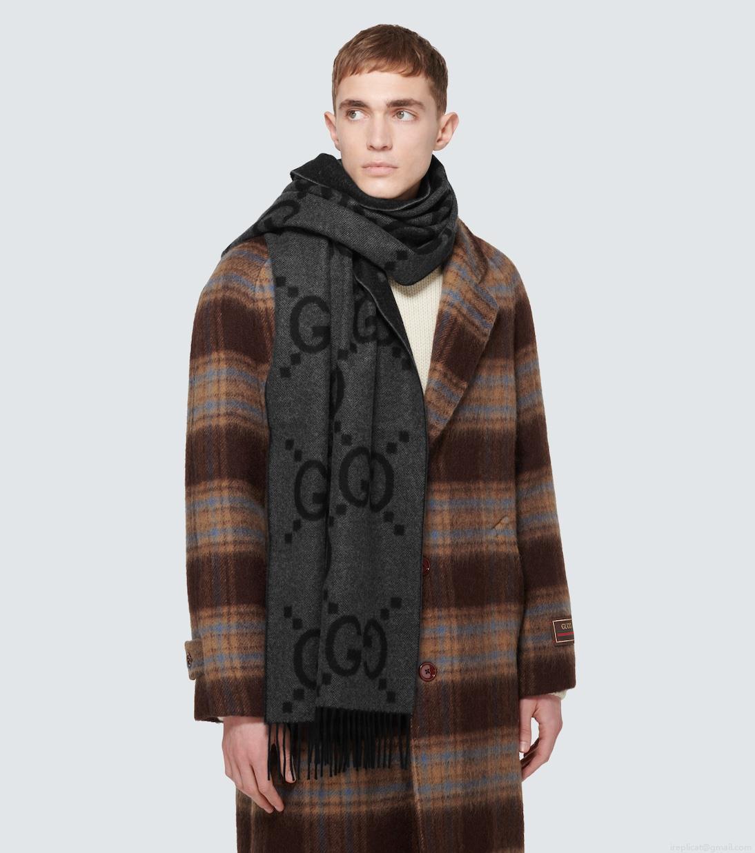 GucciCashmere GG jacquard scarf