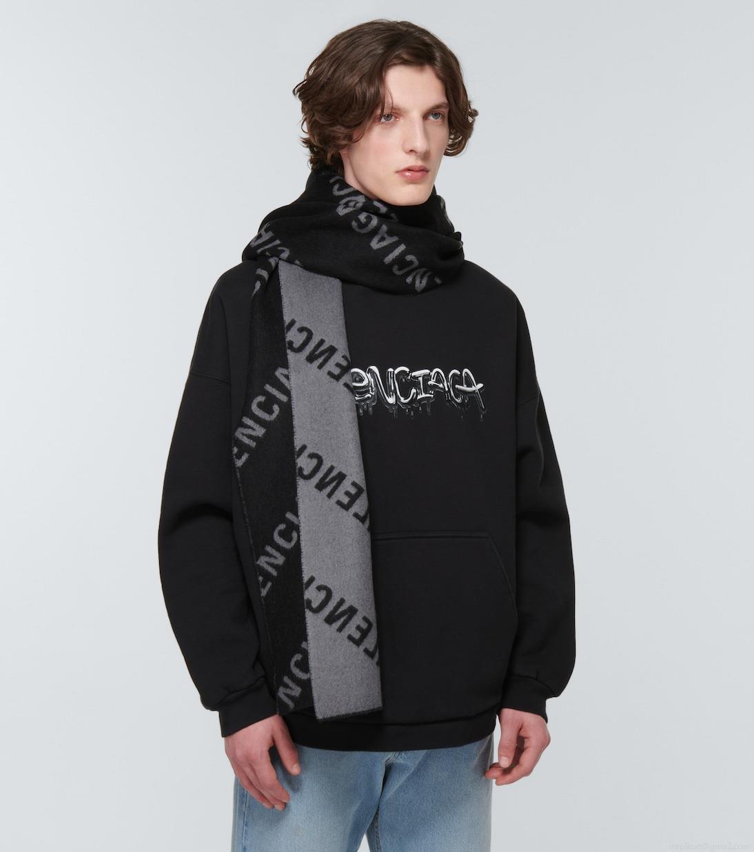 BalenciagaLogo wool scarf