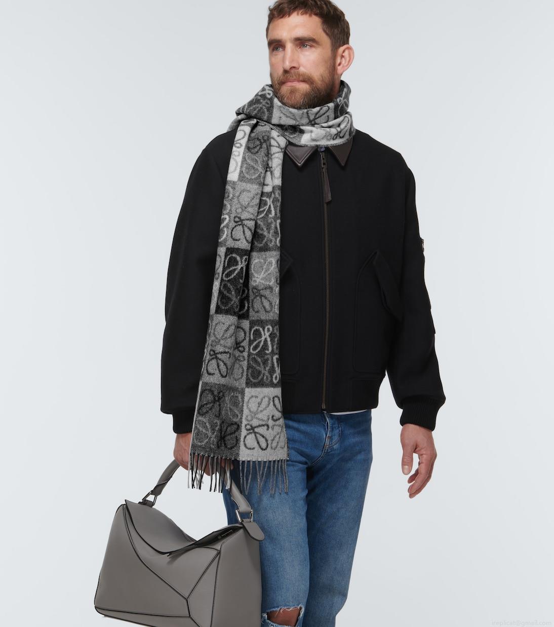 LoeweAnagram wool and cashmere scarf