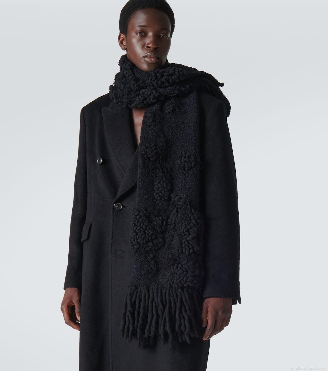 Dries Van NotenFringed wool-blend scarf