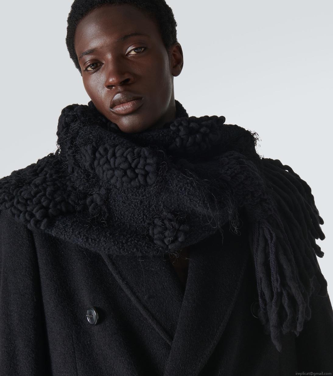 Dries Van NotenFringed wool-blend scarf