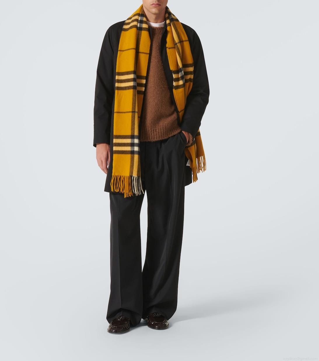 BurberryBurberry Check fringed cashmere scarf