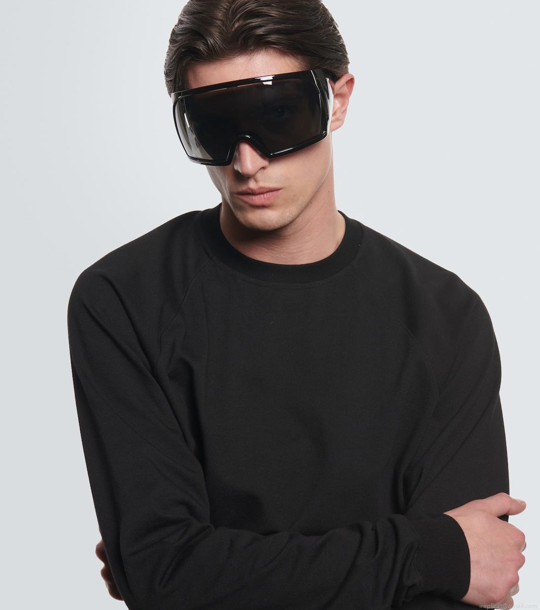 Rick OwensShield oversized sunglasses