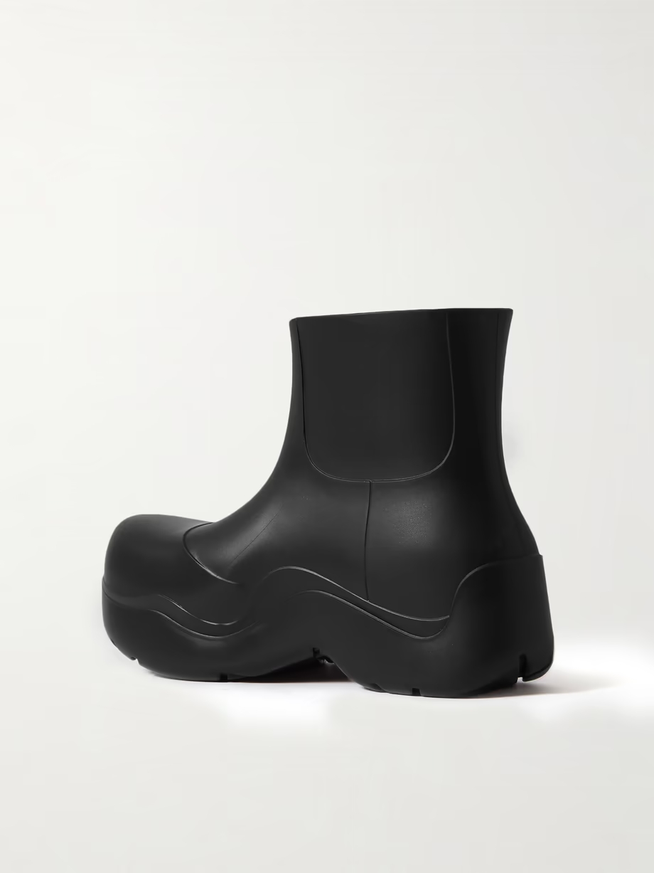 Rubber rain boots