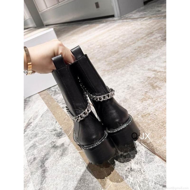 Givenchy short boots Woman Ts Givenchy colour sz35-40XJ1110