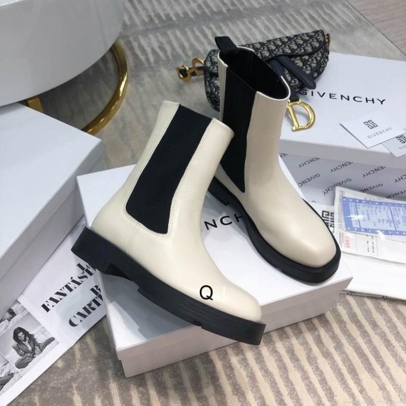 Givenchy short boots Woman Ts GIVENCHY 121108 sz35-40QL