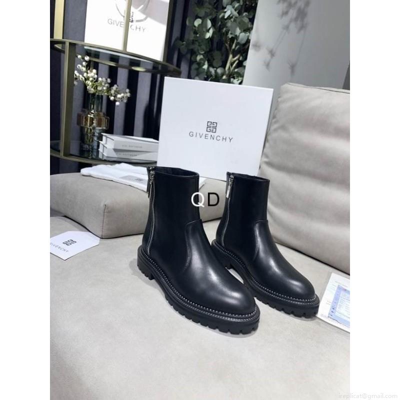 Givenchy short boots Woman Ts GIVENCHY 082706 sz35-41GDT