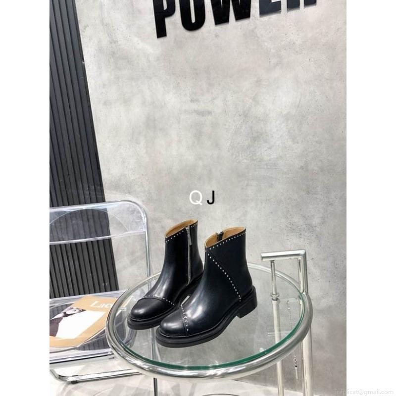 Givenchy short boots Woman Ts GIVENCHY 083024 sz35-39XJ