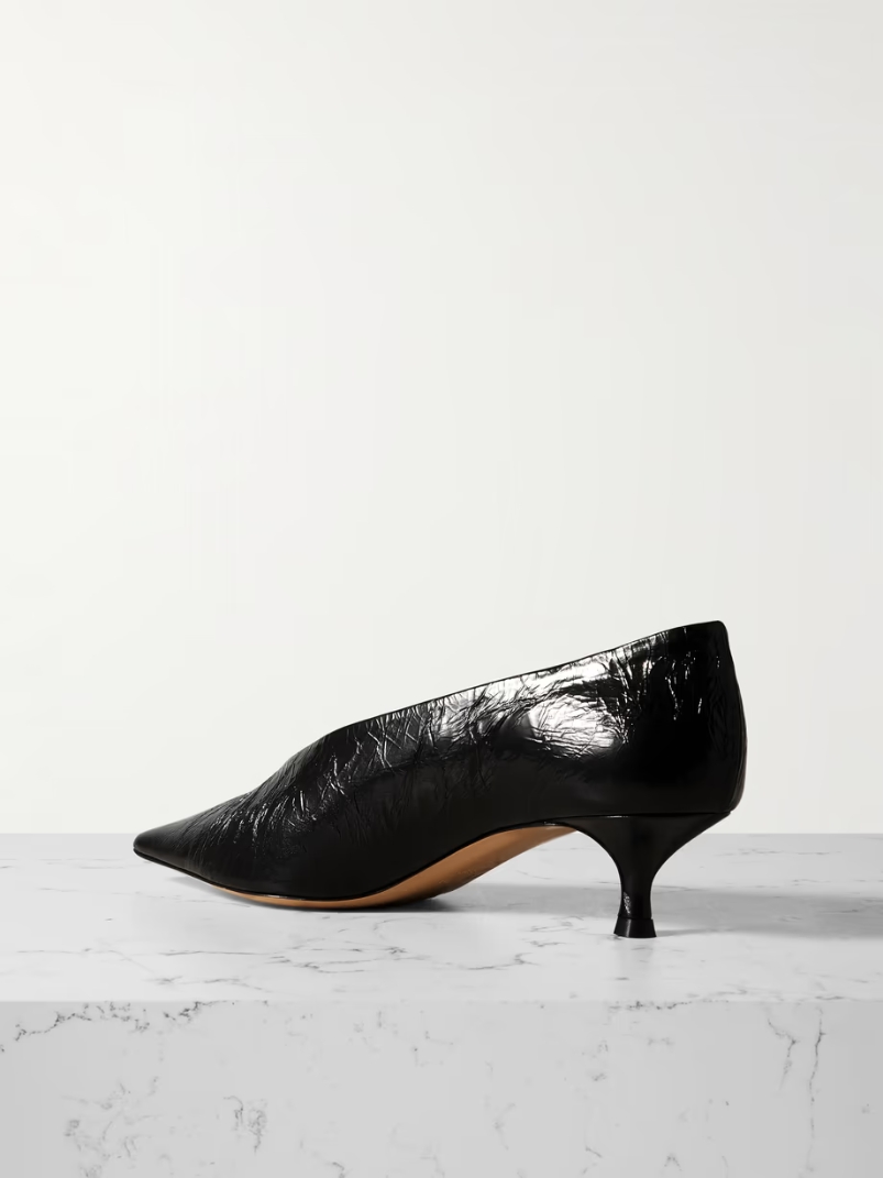 Babouche textured patent-leather pumps