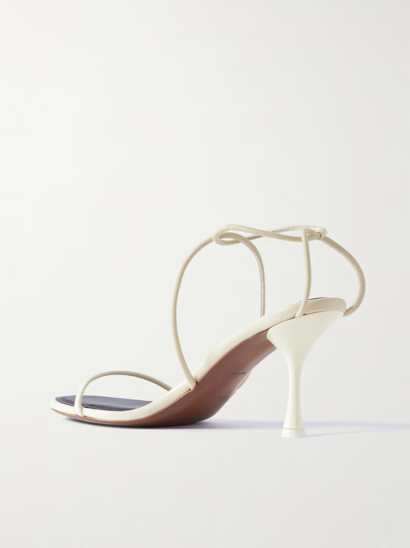 Nenque leather sandals