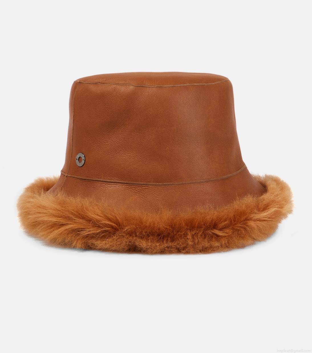 Loro PianaReversible shearling bucket hat