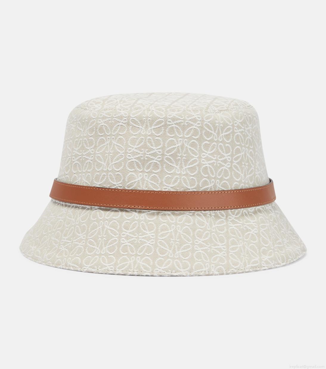 LoeweAnagram bucket hat