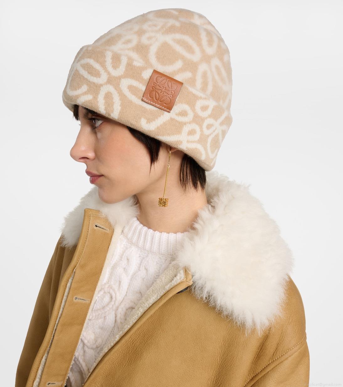 LoeweAnagram reversible wool-blend beanie