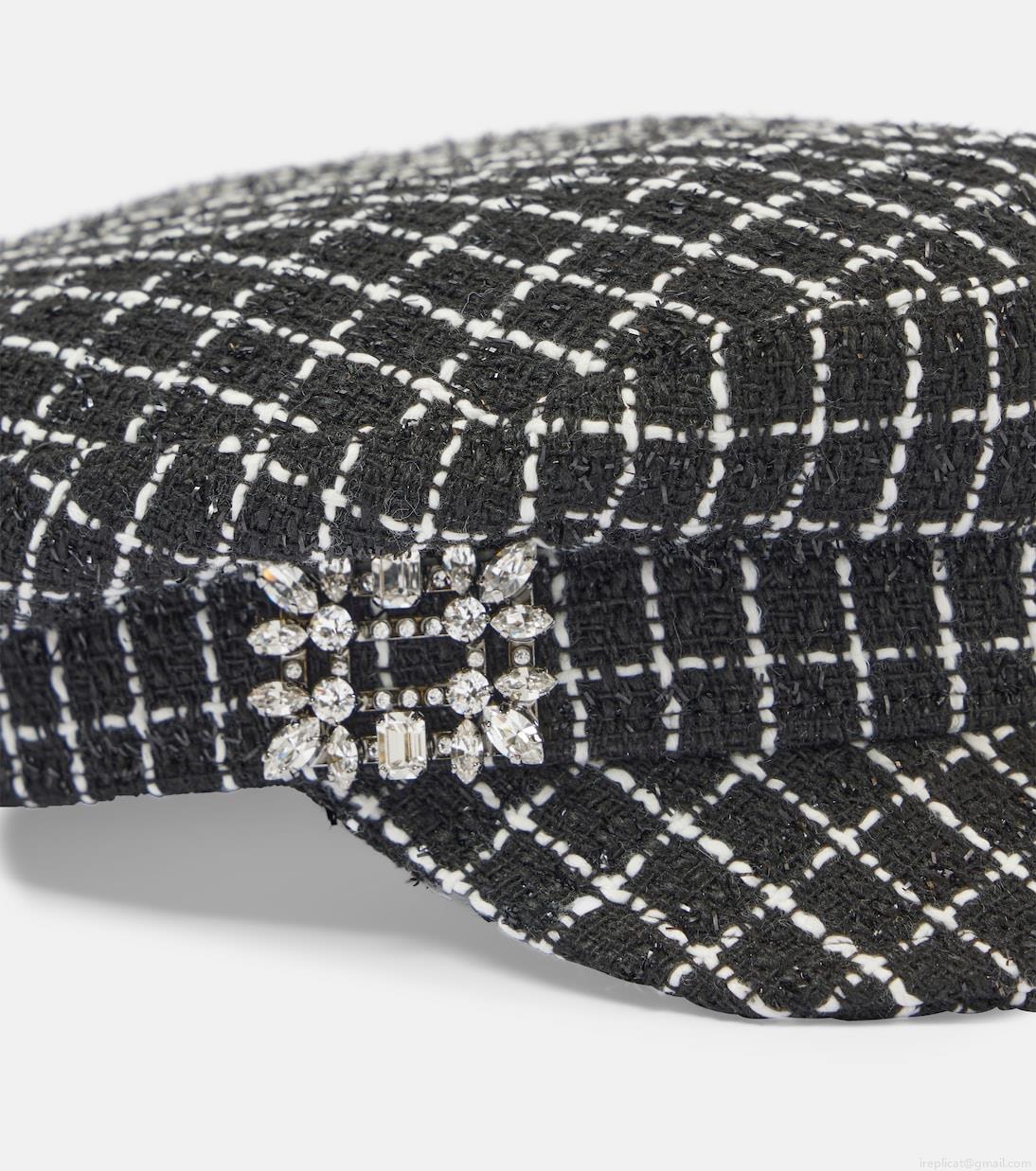 Roger VivierEmbellished newsboy cap